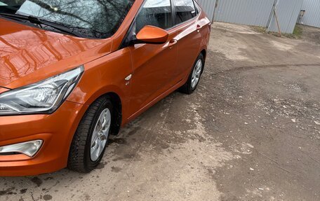 Hyundai Solaris II рестайлинг, 2015 год, 1 000 000 рублей, 7 фотография