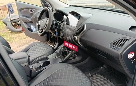 Hyundai ix35 I рестайлинг, 2015 год, 1 500 000 рублей, 17 фотография