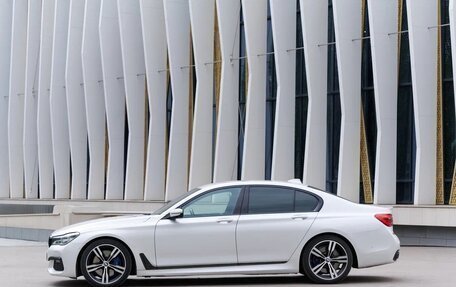 BMW 7 серия, 2018 год, 4 650 000 рублей, 5 фотография