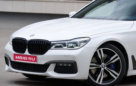 BMW 7 серия, 2018 год, 4 650 000 рублей, 2 фотография