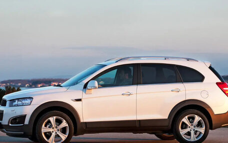 Chevrolet Captiva I, 2014 год, 1 399 000 рублей, 2 фотография