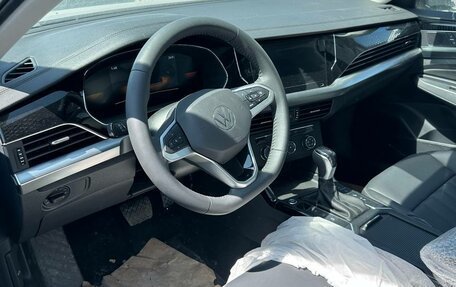 Volkswagen Passat, 2024 год, 3 100 000 рублей, 4 фотография
