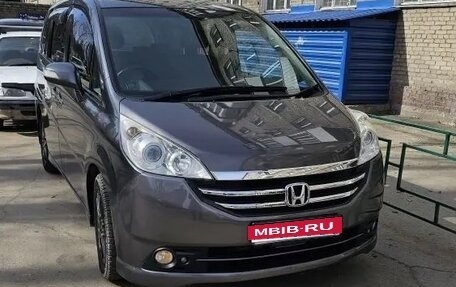 Honda Stepwgn III, 2008 год, 1 080 000 рублей, 1 фотография