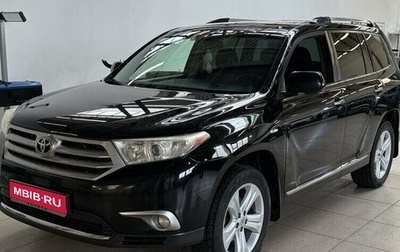 Toyota Highlander III, 2013 год, 2 399 000 рублей, 1 фотография