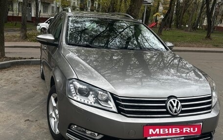 Volkswagen Passat B7, 2013 год, 1 300 000 рублей, 3 фотография
