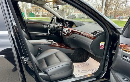 Mercedes-Benz S-Класс, 2011 год, 2 150 000 рублей, 31 фотография