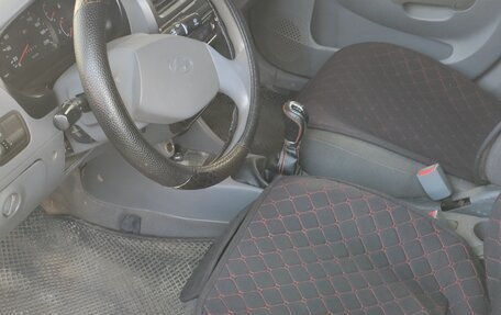 Hyundai Accent II, 2004 год, 180 000 рублей, 13 фотография
