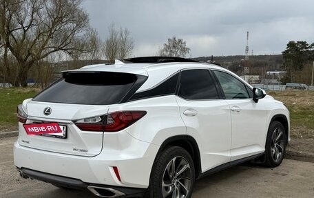 Lexus RX IV рестайлинг, 2019 год, 5 300 000 рублей, 6 фотография
