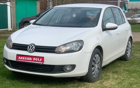Volkswagen Golf VI, 2012 год, 900 000 рублей, 2 фотография