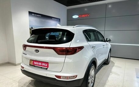 KIA Sportage IV рестайлинг, 2018 год, 2 050 000 рублей, 5 фотография