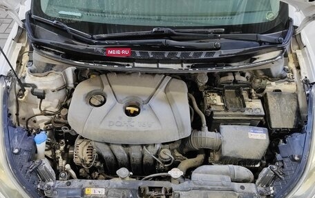 Hyundai Elantra V, 2013 год, 1 050 000 рублей, 25 фотография