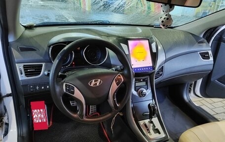 Hyundai Elantra V, 2013 год, 1 050 000 рублей, 22 фотография