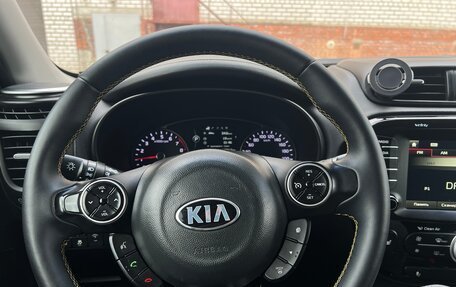 KIA Soul II рестайлинг, 2016 год, 1 420 000 рублей, 11 фотография