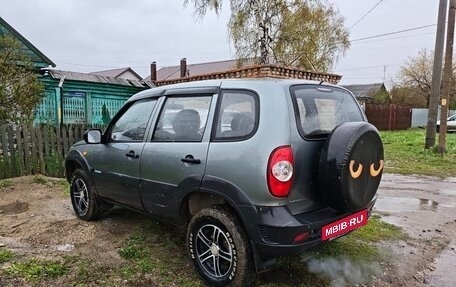 Chevrolet Niva I рестайлинг, 2010 год, 460 000 рублей, 2 фотография
