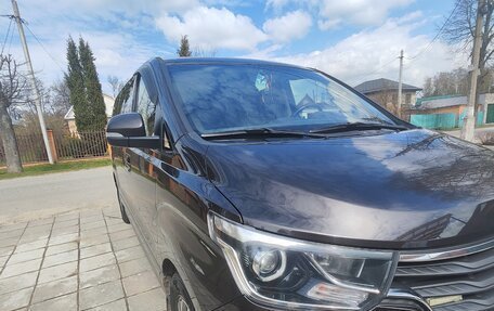 Hyundai H-1 II рестайлинг, 2018 год, 2 520 000 рублей, 10 фотография