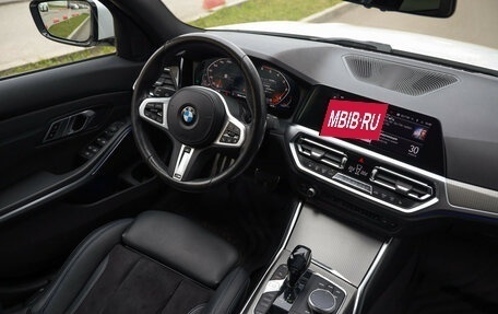 BMW 3 серия, 2019 год, 2 999 000 рублей, 11 фотография