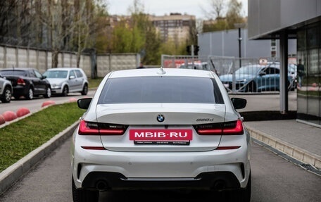 BMW 3 серия, 2019 год, 2 999 000 рублей, 7 фотография