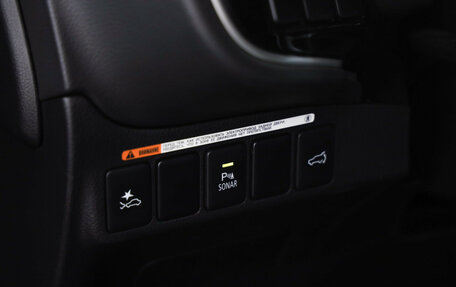 Mitsubishi Outlander III рестайлинг 3, 2019 год, 2 499 000 рублей, 22 фотография