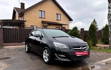 Opel Astra J, 2012 год, 650 000 рублей, 2 фотография