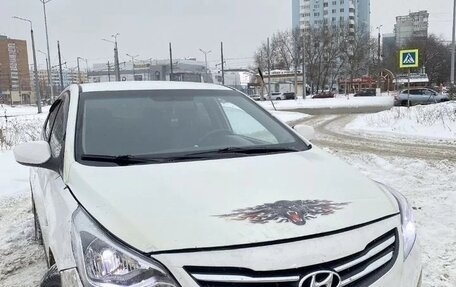 Hyundai Solaris II рестайлинг, 2015 год, 420 000 рублей, 8 фотография