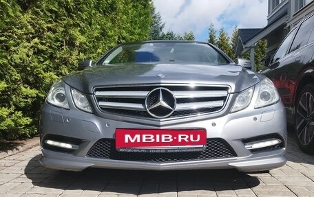 Mercedes-Benz E-Класс, 2012 год, 2 650 000 рублей, 3 фотография