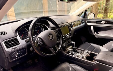 Volkswagen Touareg III, 2015 год, 2 740 000 рублей, 10 фотография