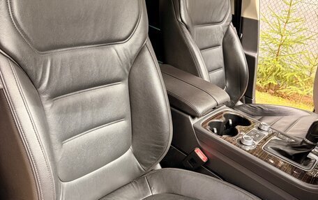 Volkswagen Touareg III, 2015 год, 2 740 000 рублей, 16 фотография