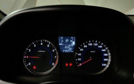 Hyundai Solaris II рестайлинг, 2014 год, 697 000 рублей, 16 фотография