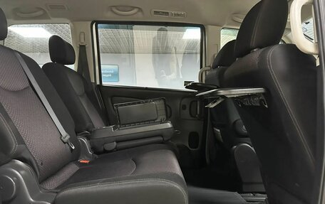 Nissan Serena IV, 2013 год, 1 100 000 рублей, 12 фотография