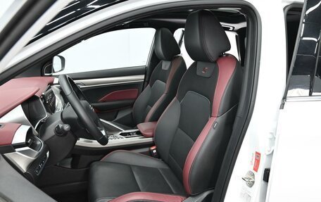 Geely Coolray I, 2023 год, 1 655 000 рублей, 8 фотография