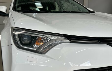 Toyota RAV4, 2015 год, 2 198 000 рублей, 2 фотография