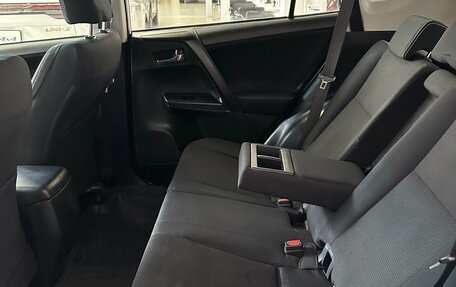 Toyota RAV4, 2015 год, 2 198 000 рублей, 20 фотография