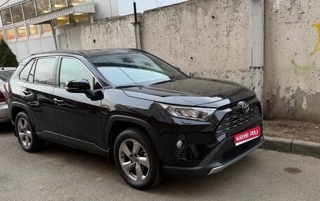 Toyota RAV4, 2021 год, 4 320 000 рублей, 1 фотография