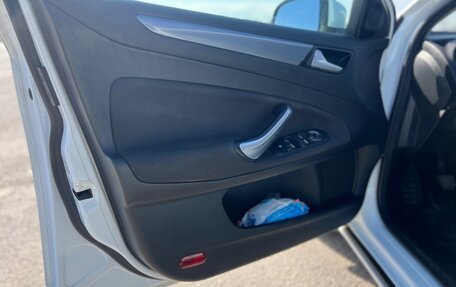 Ford Mondeo IV, 2013 год, 750 000 рублей, 29 фотография