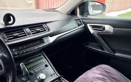 Lexus CT I рестайлинг, 2011 год, 1 500 000 рублей, 12 фотография