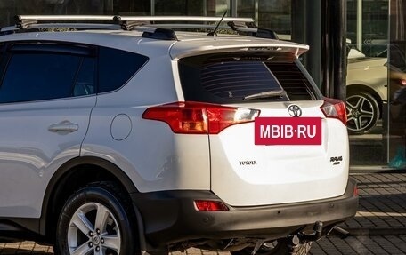 Toyota RAV4, 2015 год, 1 665 000 рублей, 10 фотография