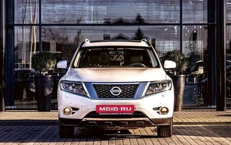 Nissan Pathfinder, 2017 год, 1 795 000 рублей, 2 фотография