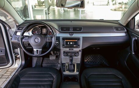 Volkswagen Passat B7, 2014 год, 1 095 000 рублей, 16 фотография