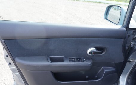 Nissan Tiida, 2011 год, 650 000 рублей, 10 фотография