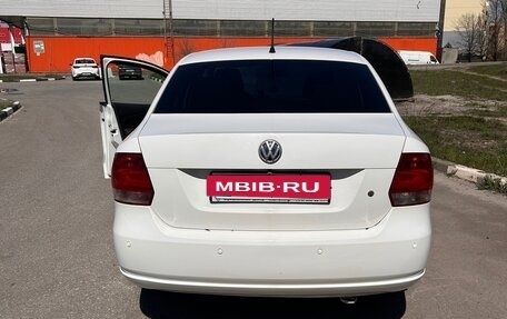 Volkswagen Polo VI (EU Market), 2013 год, 830 000 рублей, 3 фотография