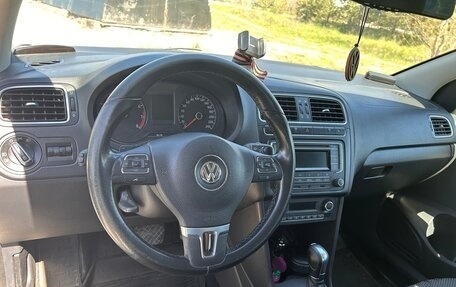 Volkswagen Polo VI (EU Market), 2013 год, 830 000 рублей, 5 фотография