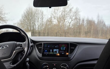 Hyundai Solaris II рестайлинг, 2017 год, 1 450 000 рублей, 11 фотография