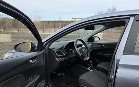 Hyundai Solaris II рестайлинг, 2017 год, 1 450 000 рублей, 12 фотография