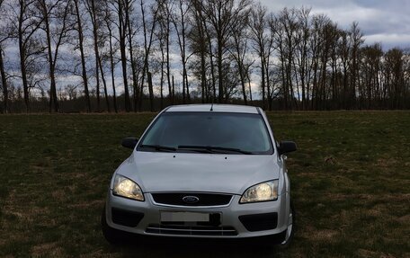 Ford Focus II рестайлинг, 2005 год, 430 000 рублей, 2 фотография