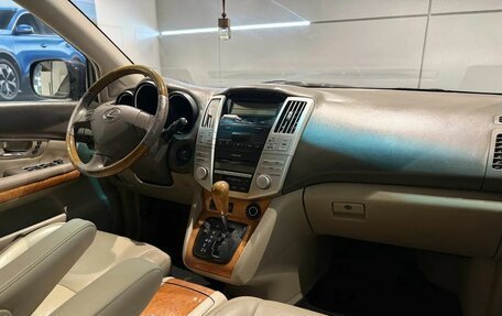 Lexus RX II рестайлинг, 2005 год, 1 370 000 рублей, 14 фотография