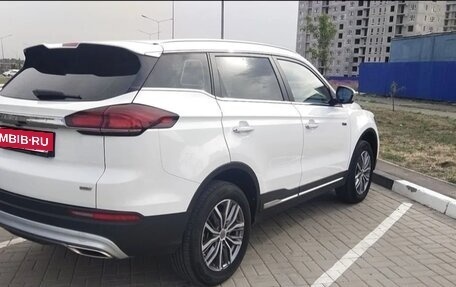 Geely Atlas, 2022 год, 2 200 000 рублей, 5 фотография