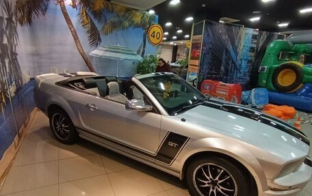 Ford Mustang VI рестайлинг, 2005 год, 1 300 000 рублей, 3 фотография