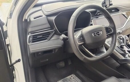Geely Atlas, 2022 год, 2 200 000 рублей, 10 фотография