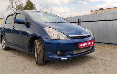 Toyota Wish II, 2003 год, 700 000 рублей, 2 фотография