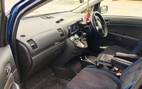 Toyota Wish II, 2003 год, 700 000 рублей, 8 фотография